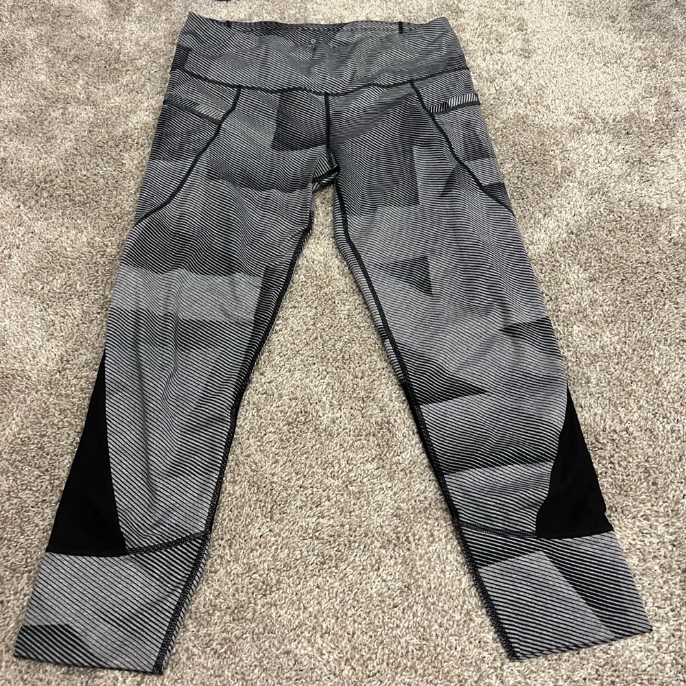 Athleta Geometric Patterned Leggings